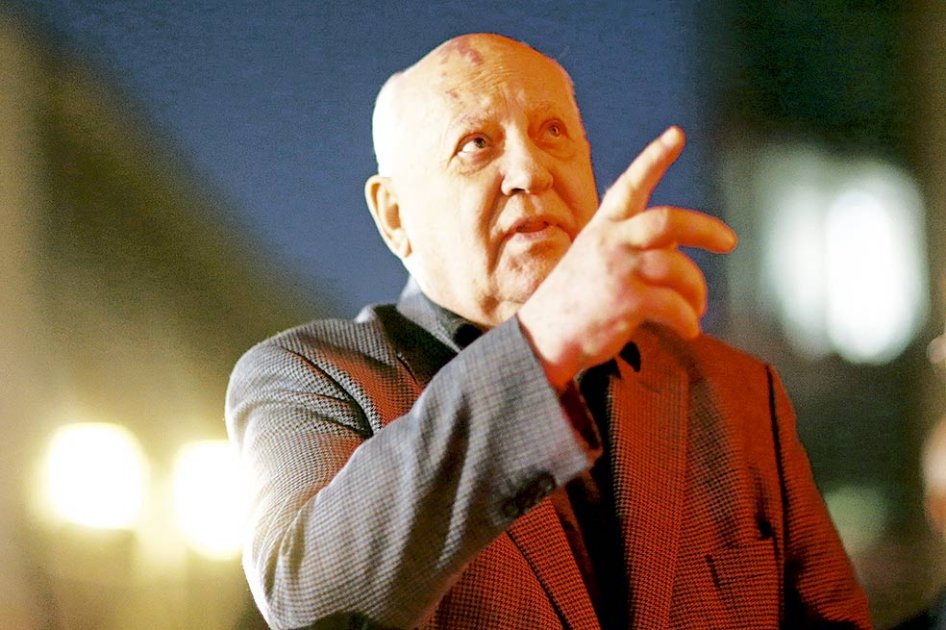 "Aunque soy por naturaleza optimista, he de reconocer que resulta muy difícil no ser pesimista”. Mijail Gorbachov