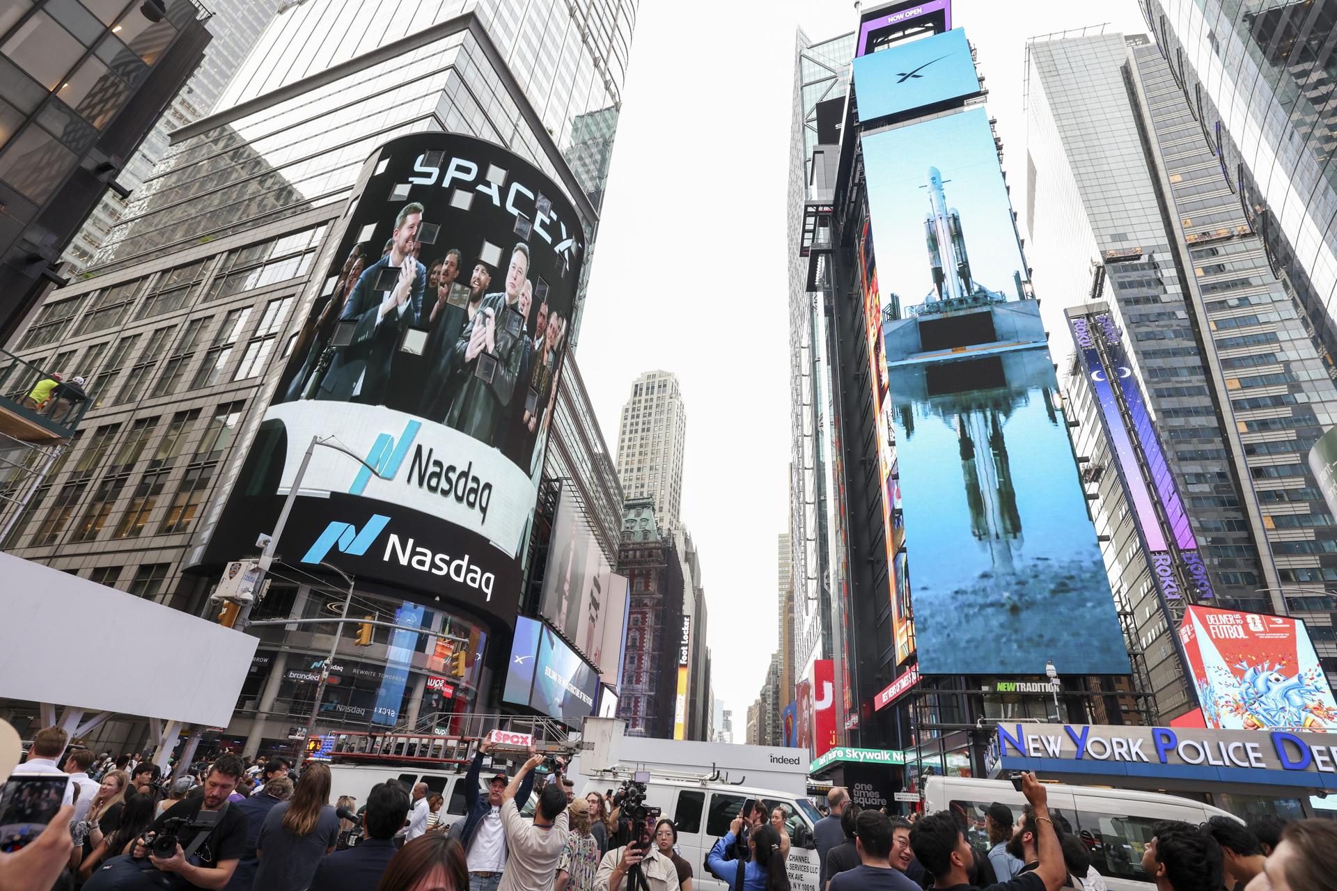 Expectativa y escepticismo marcan emisión de deuda de SpaceX