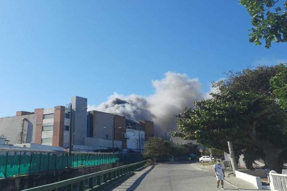 Trabajadores fueron evacuados tras incendio en Procaps, en Barranquilla