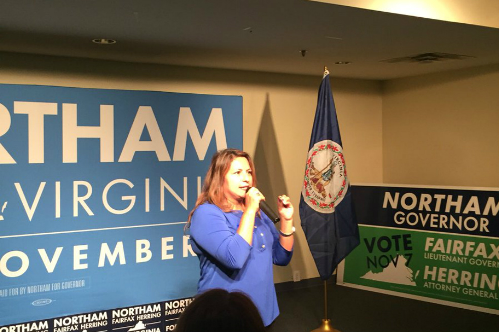 ¿Quién es Elizabeth Guzmán, la peruana que responderá al discurso de Trump?