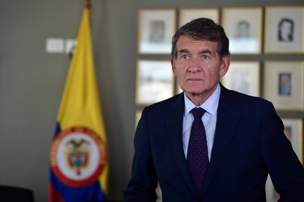 “El trabajo en casa es una medida temporal”: ministro de Trabajo