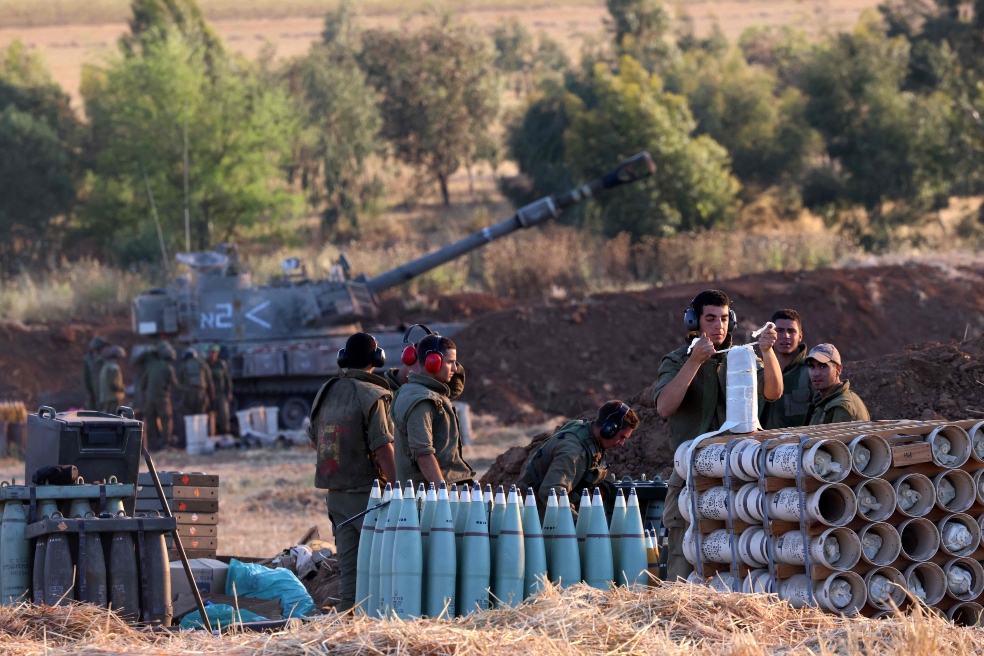 Israel mueve soldados cerca de Gaza e intenta sofocar disturbios en varias ciudades