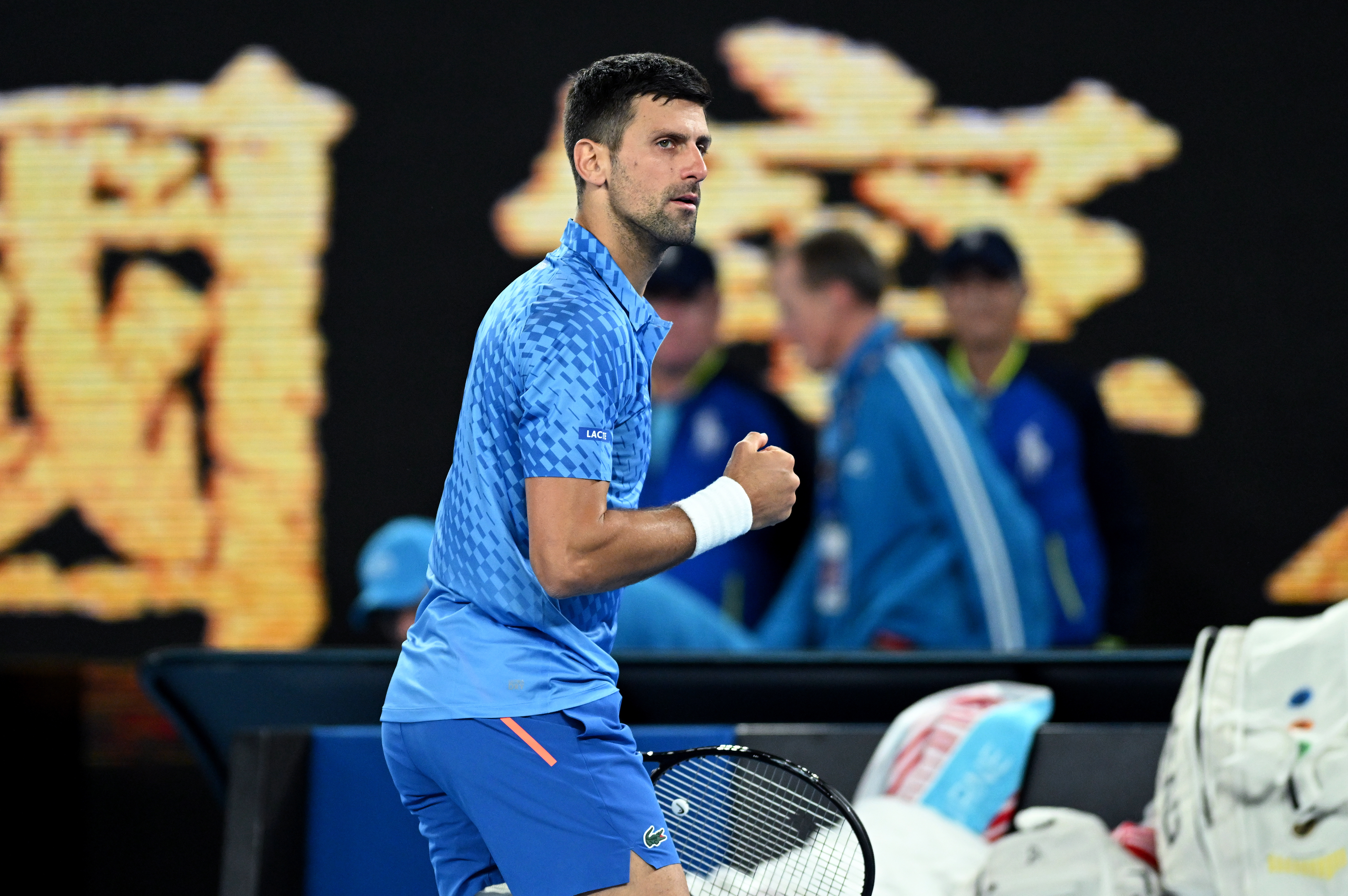 Djokovic avanza sin problemas a la tercera ronda del Abierto de Australia