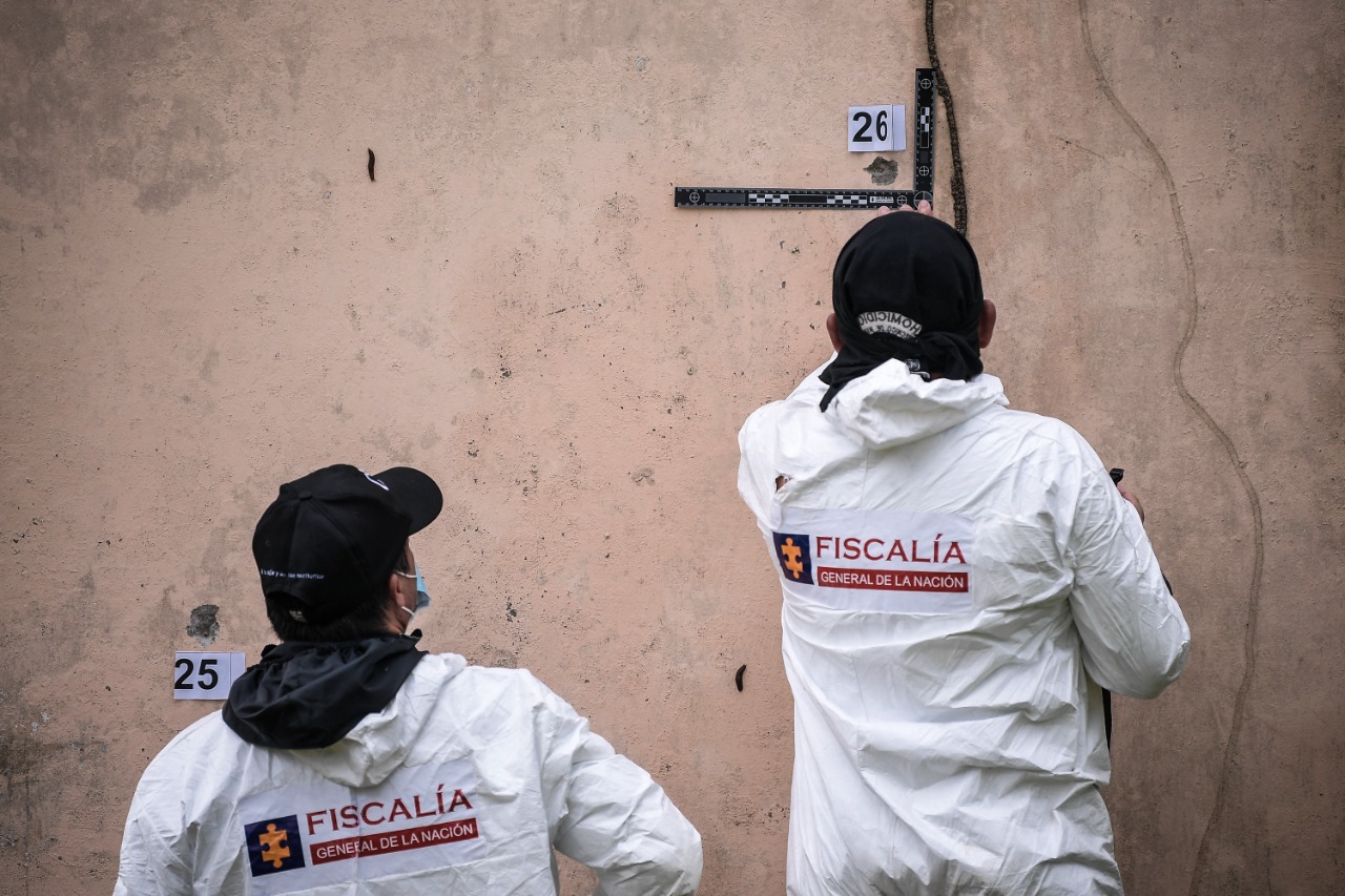 Los impactos de fusil en las paredes y fachadas de las casas podrían ser una de las pruebas más contundentes para determinar la naturaleza del operativo militar que dejó 11 personas muertas.