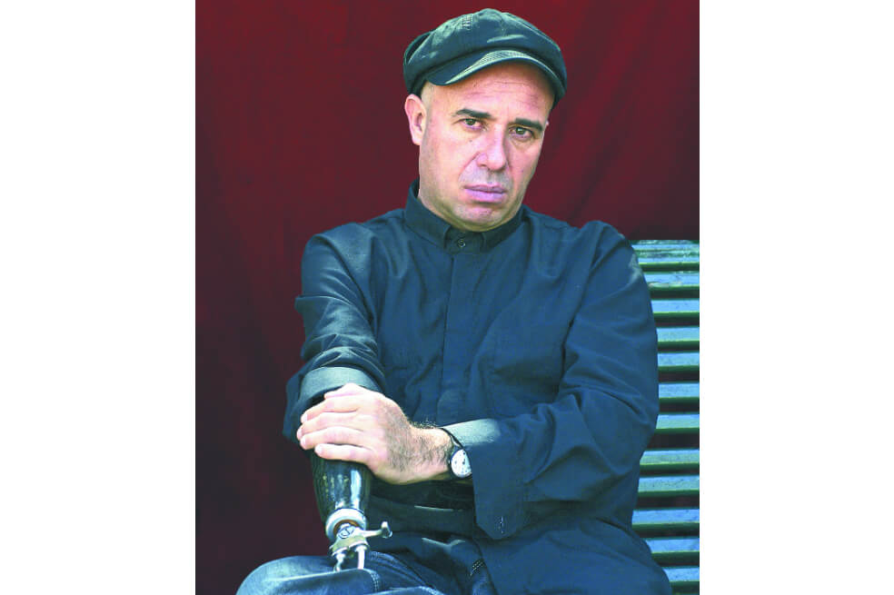 Mario Bellatin, autor de obras como “Salón de belleza”, “Damas chinas”, “El libro uruguayo de los muertos”, entre otras. /Ulf Anderse -Getty