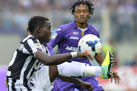 Con Juan Guillermo Cuadrado, la ‘Fiore’ remonta y vence a la ‘Juve’