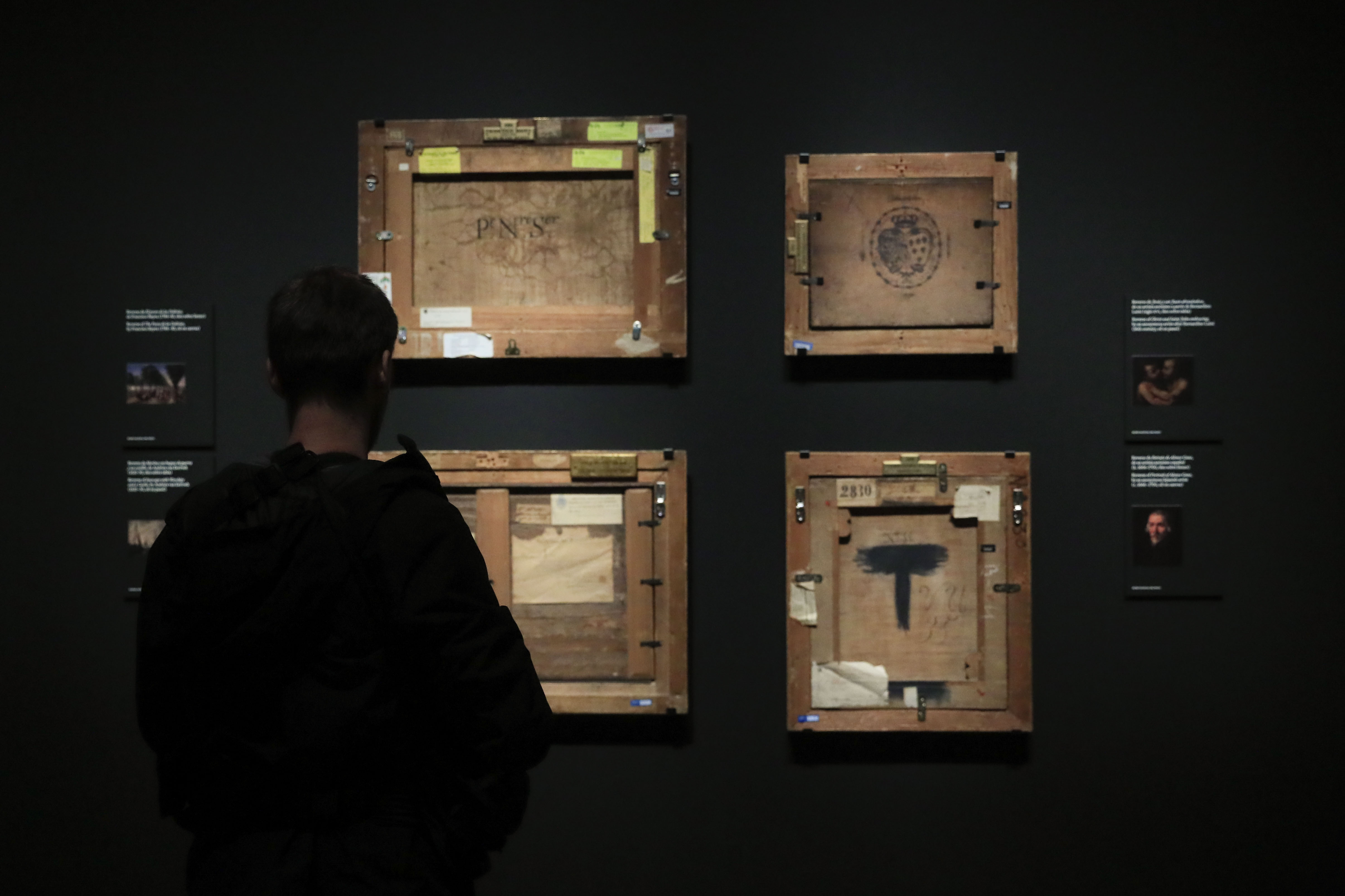 El Museo del Prado descubre la trasera de los cuadros, el lado oculto de la pintura