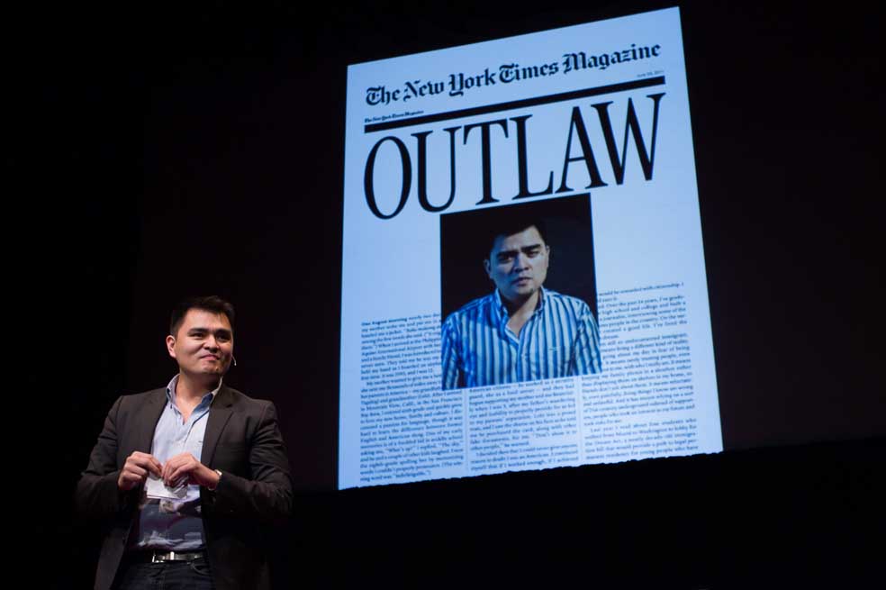 José Antonio Vargas, activista  proinmigración en EE.UU. / Flickr: TEDx MidAtlantic