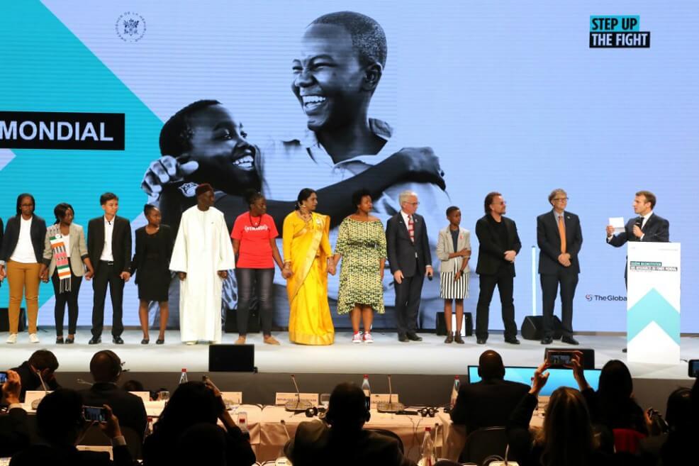 FIFA aportará fondos para lucha contra el sida, paludismo y tuberculosis
