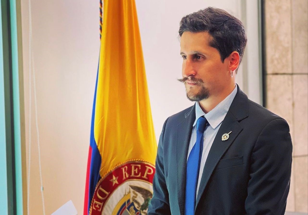 Gobierno Petro confirma llegada de Sebastián Guanumen a la Embajada en Chile