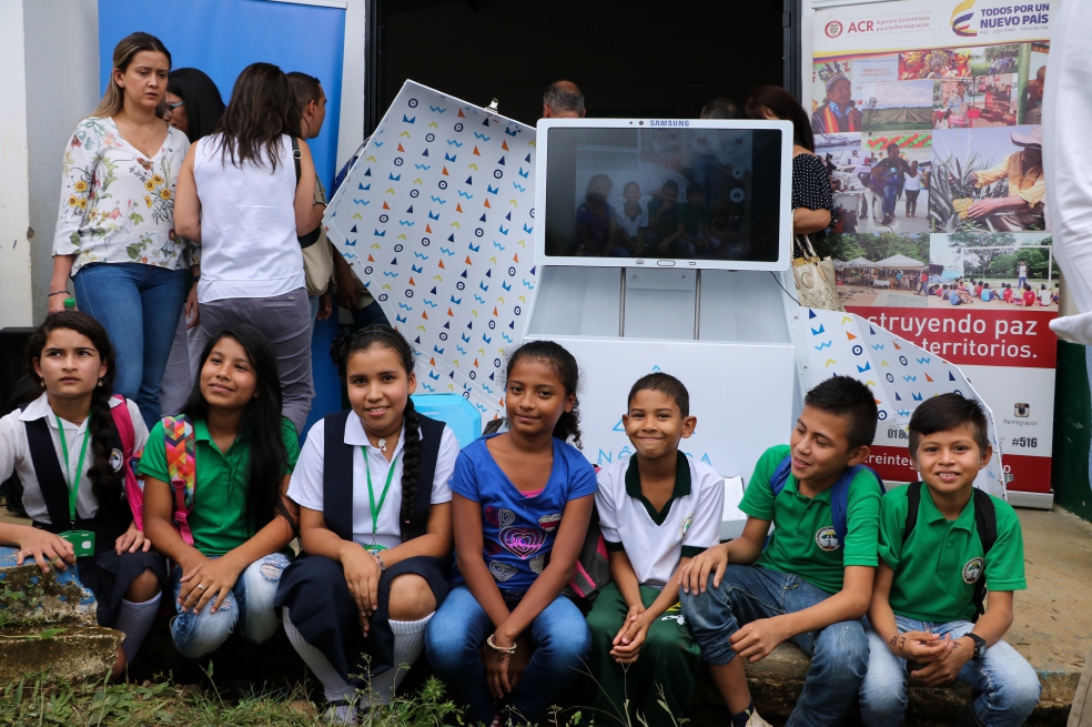 Nómada: un proyecto de tecnología para la educación y la paz
