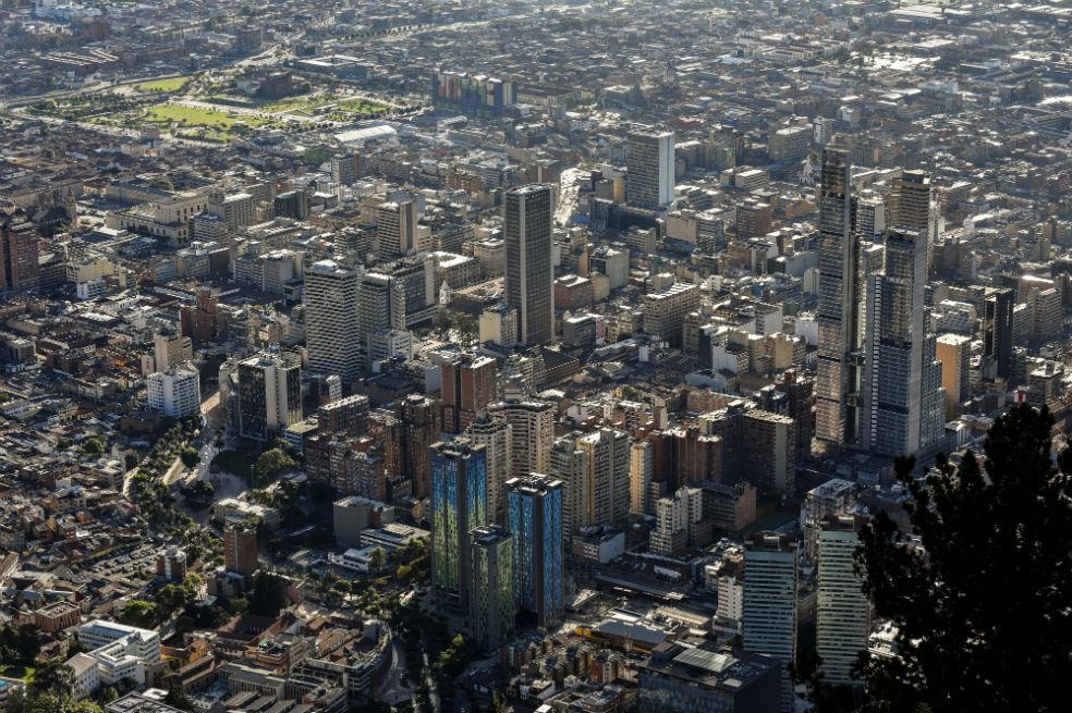 ¿Qué ventajas ofrece Bogotá en tercerización de servicios?