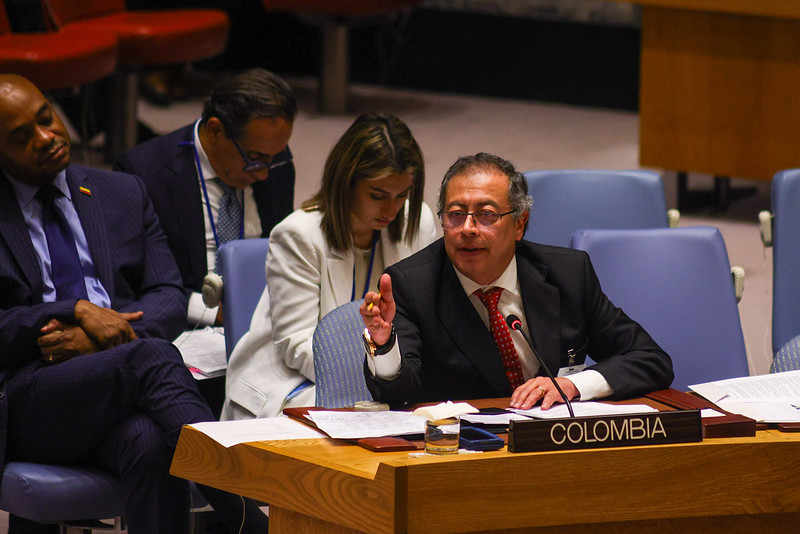 Fast track: así es cómo Petro busca acelerar la implementación del Acuerdo de Paz