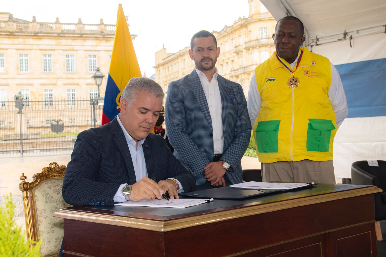Presidente Duque sanciona Ley de Comunales