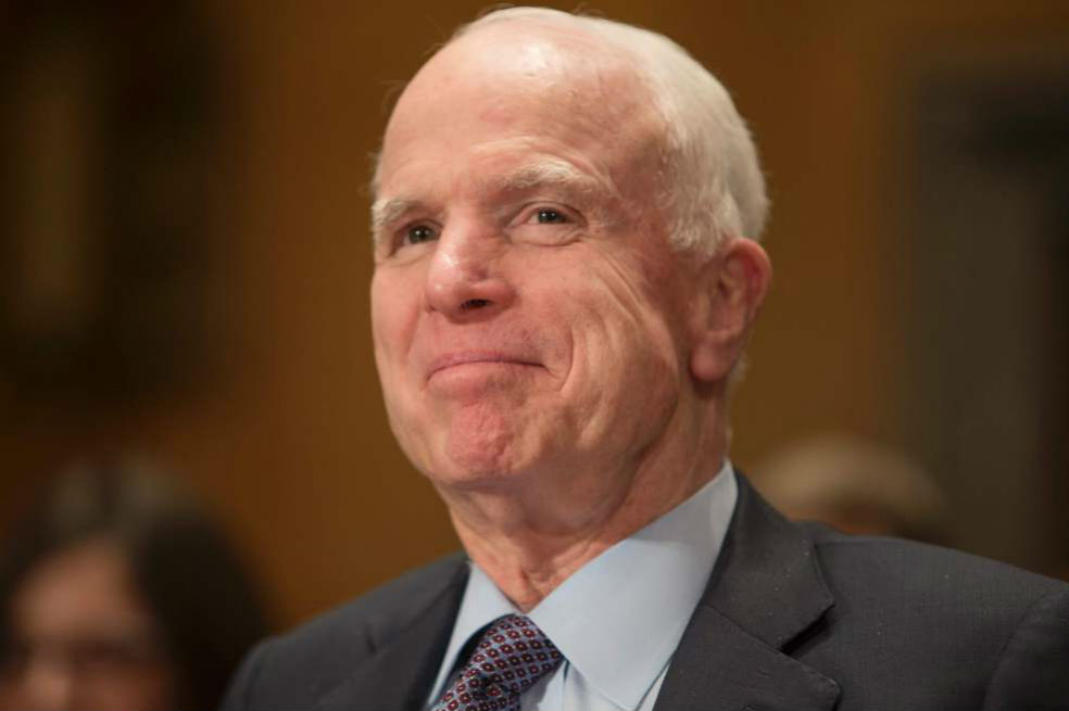 John McCain: “Volveré pronto”