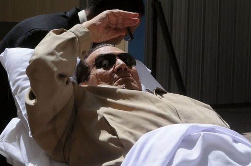 Ordenan el traslado de Mubarak del hospital a la cárcel
