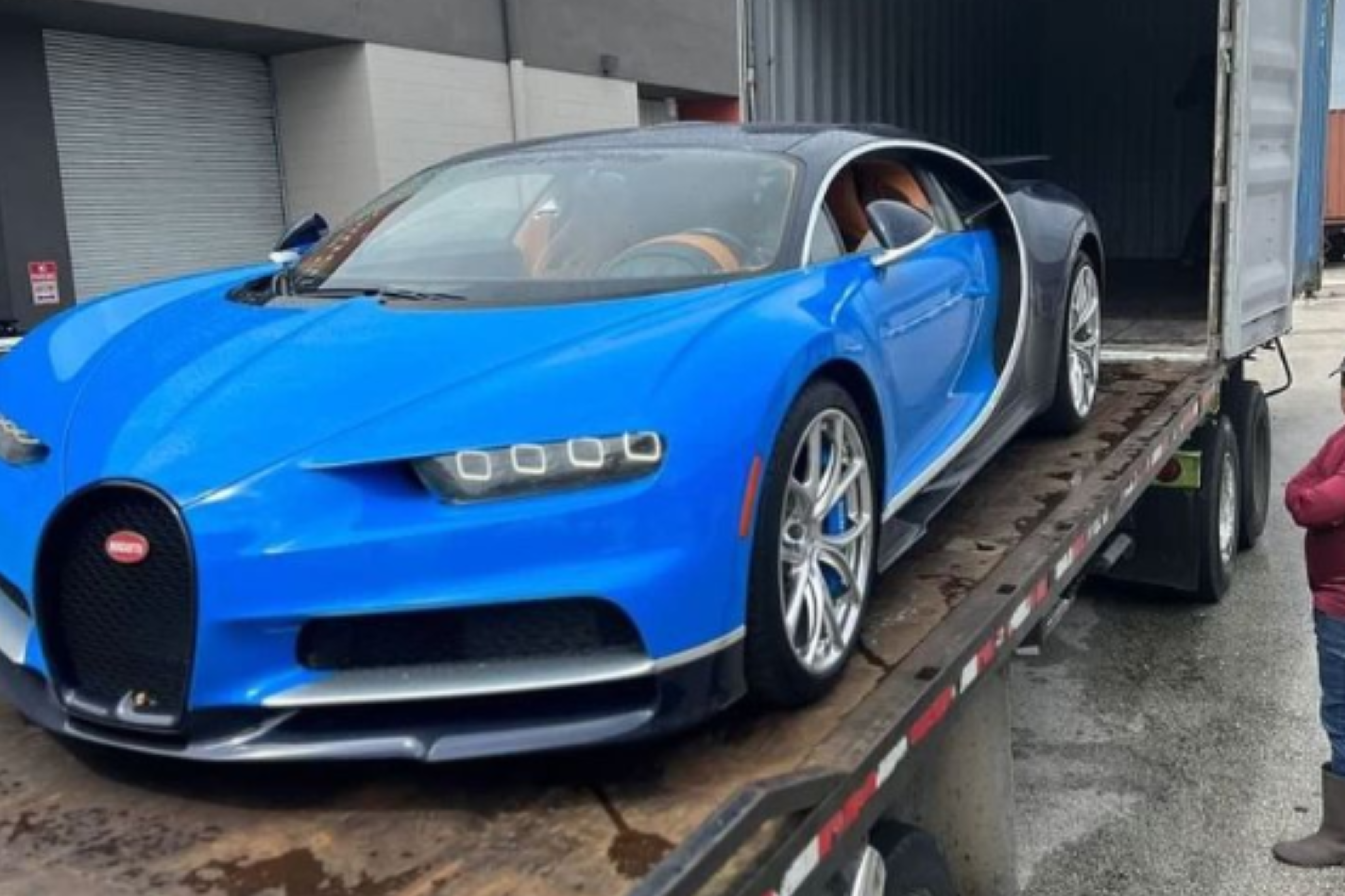 ¿Quién es Kevin Thobias, el joven que llegó con un lujoso Bugatti a Medellín?
