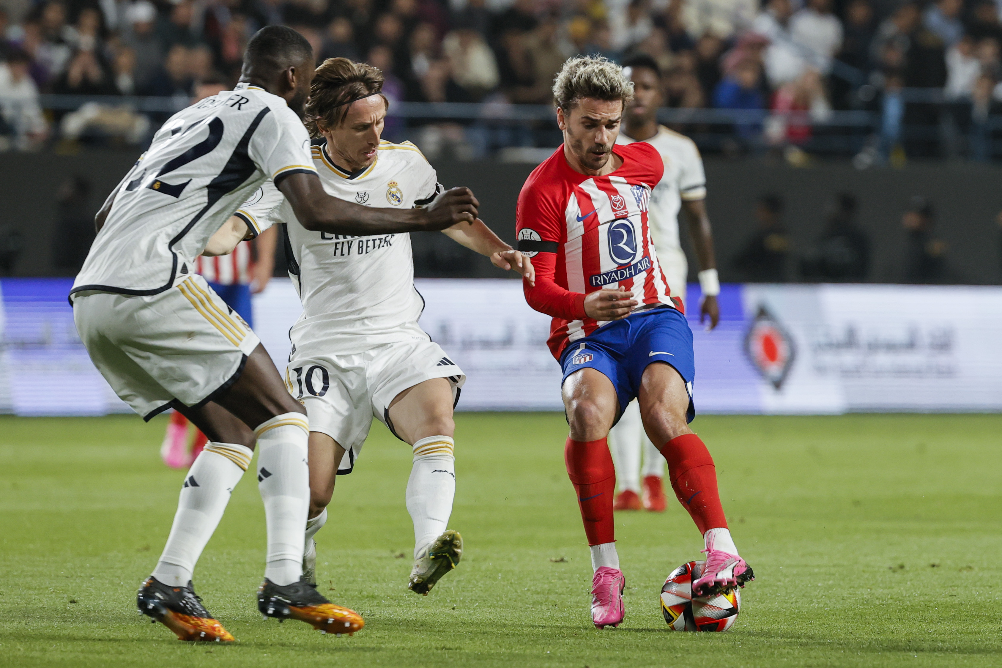 El gol con el que Griezmann se convirtió en el máximo artillero del Atlético: video