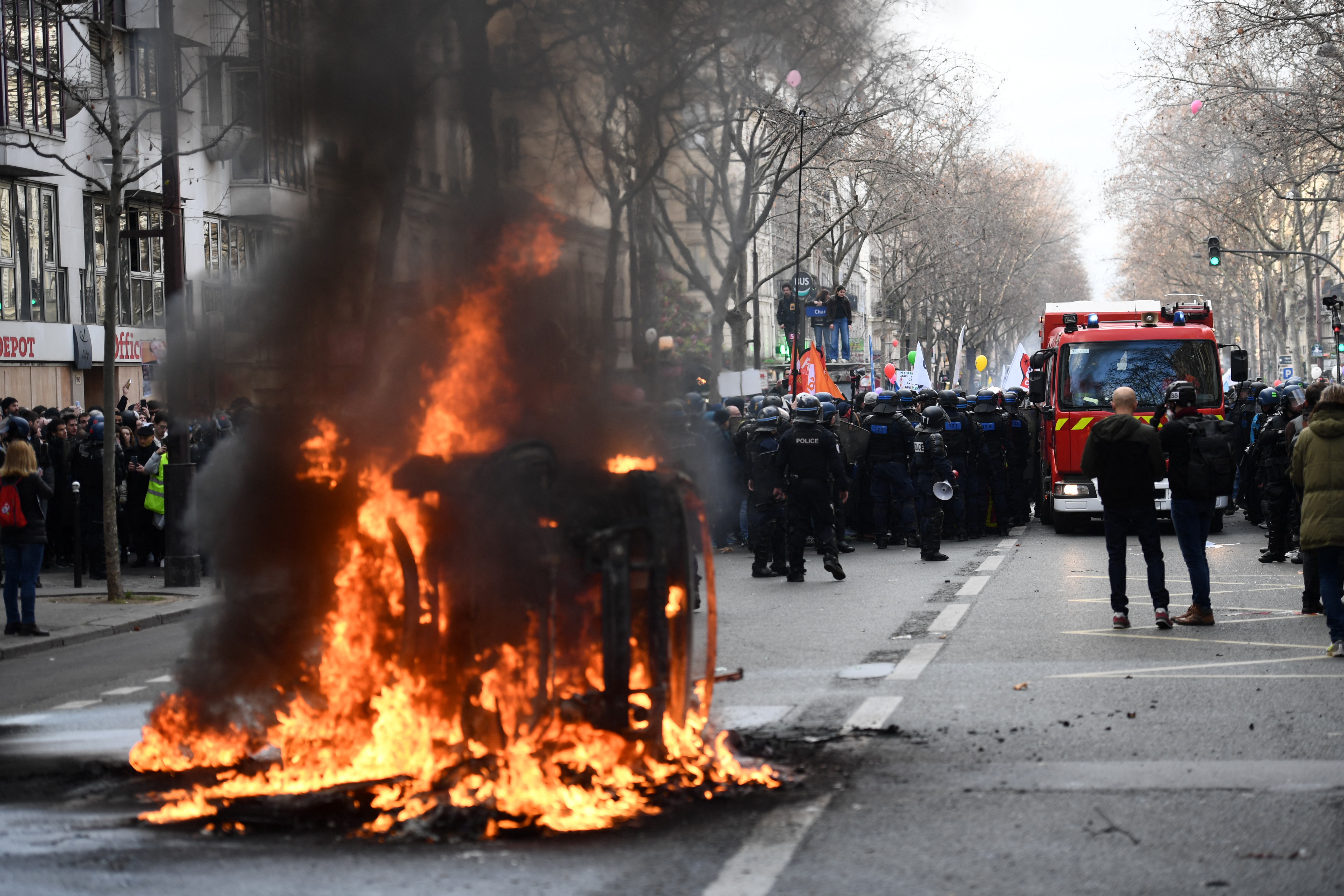 Protestas en Francia contra la reforma a las pensiones