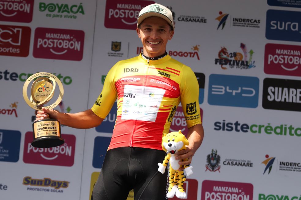 La emotiva victoria que Yeison Reyes dedicó a su hermano en la Vuelta a Colombia