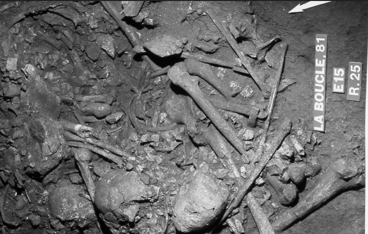 Cementerio usado por 800 años tenía cuerpos de descendientes de una misma familia