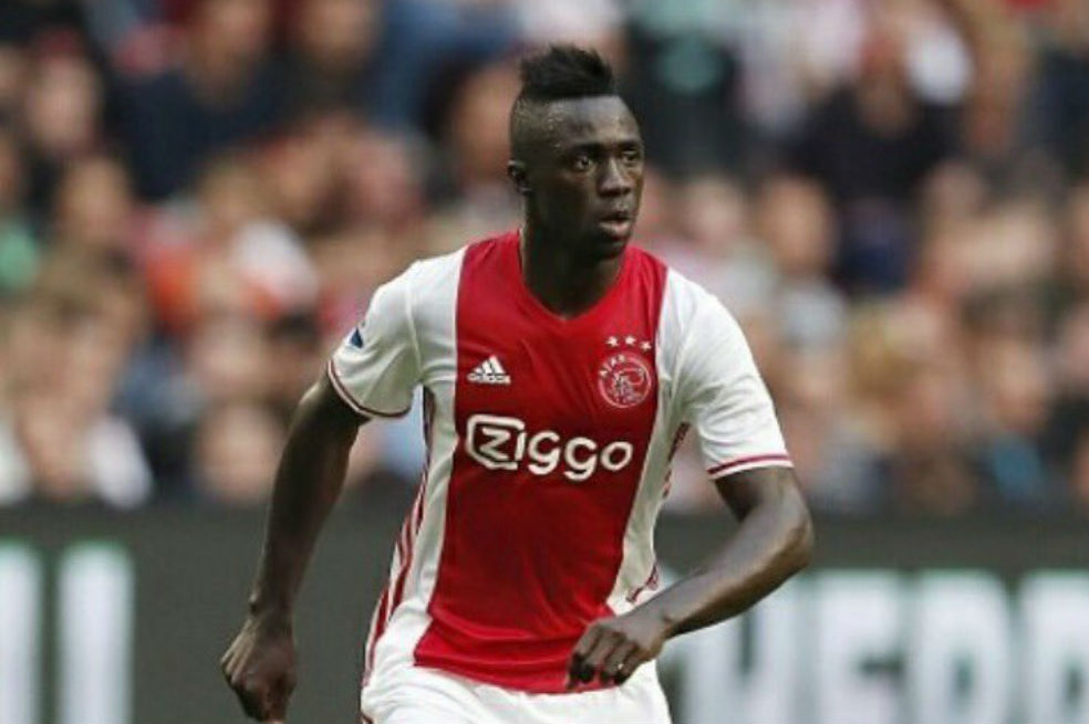 Davinson Sánchez fue transferido al Tottenham por 46 millones de euros