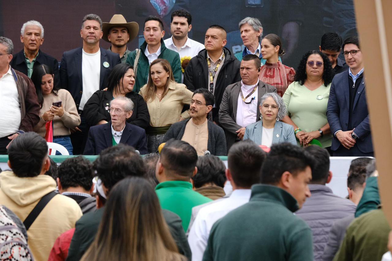 Los datos desconocidos de la alianza entre Cepeda y los verdes: constituyente desató tensión
