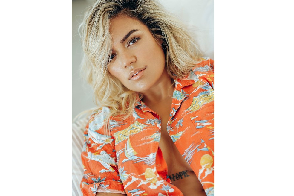 Karol G, galardonada como mejor artista femenina en los Billboard Music Awards