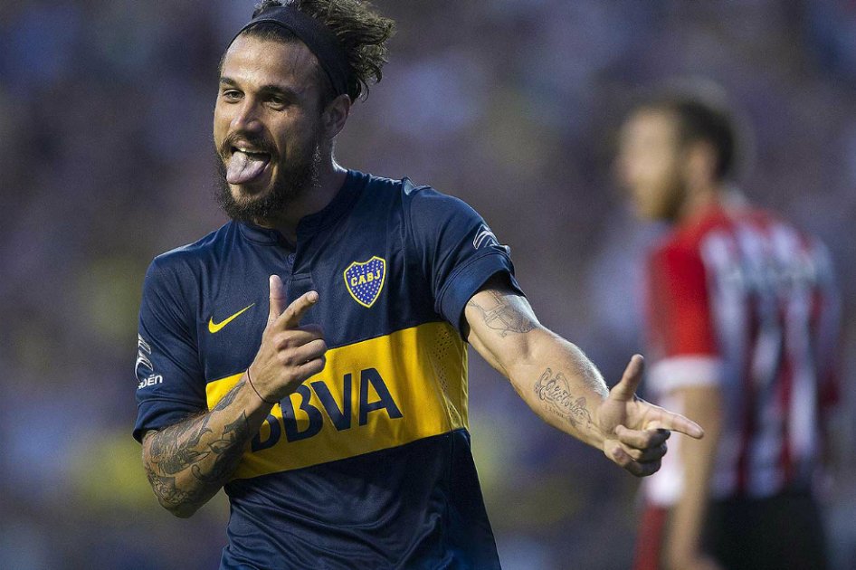 El delantero italo-argentino Pablo Osvaldo firma con el Porto