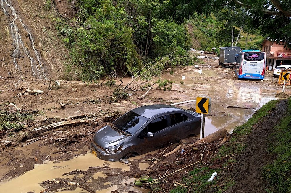 Damnificados por el fenómeno de La Niña recibirán subsidios por COP 500.000