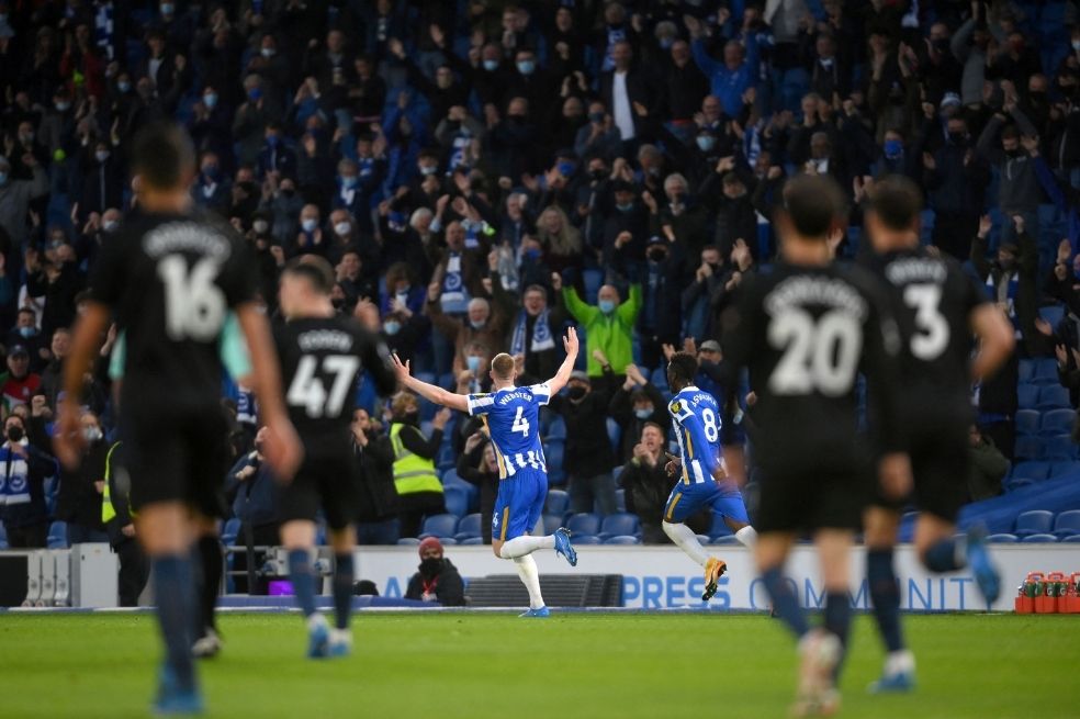 Manchester City se relaja en la Premier y suma una nueva derrota