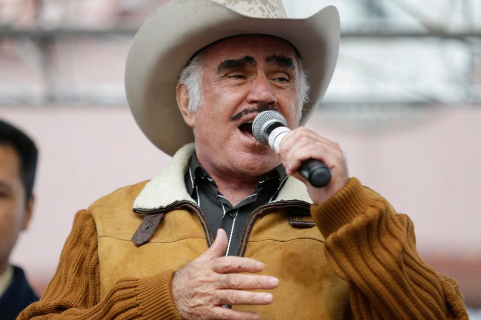 Vicente Fernández cancela gira por cirugía de hígado