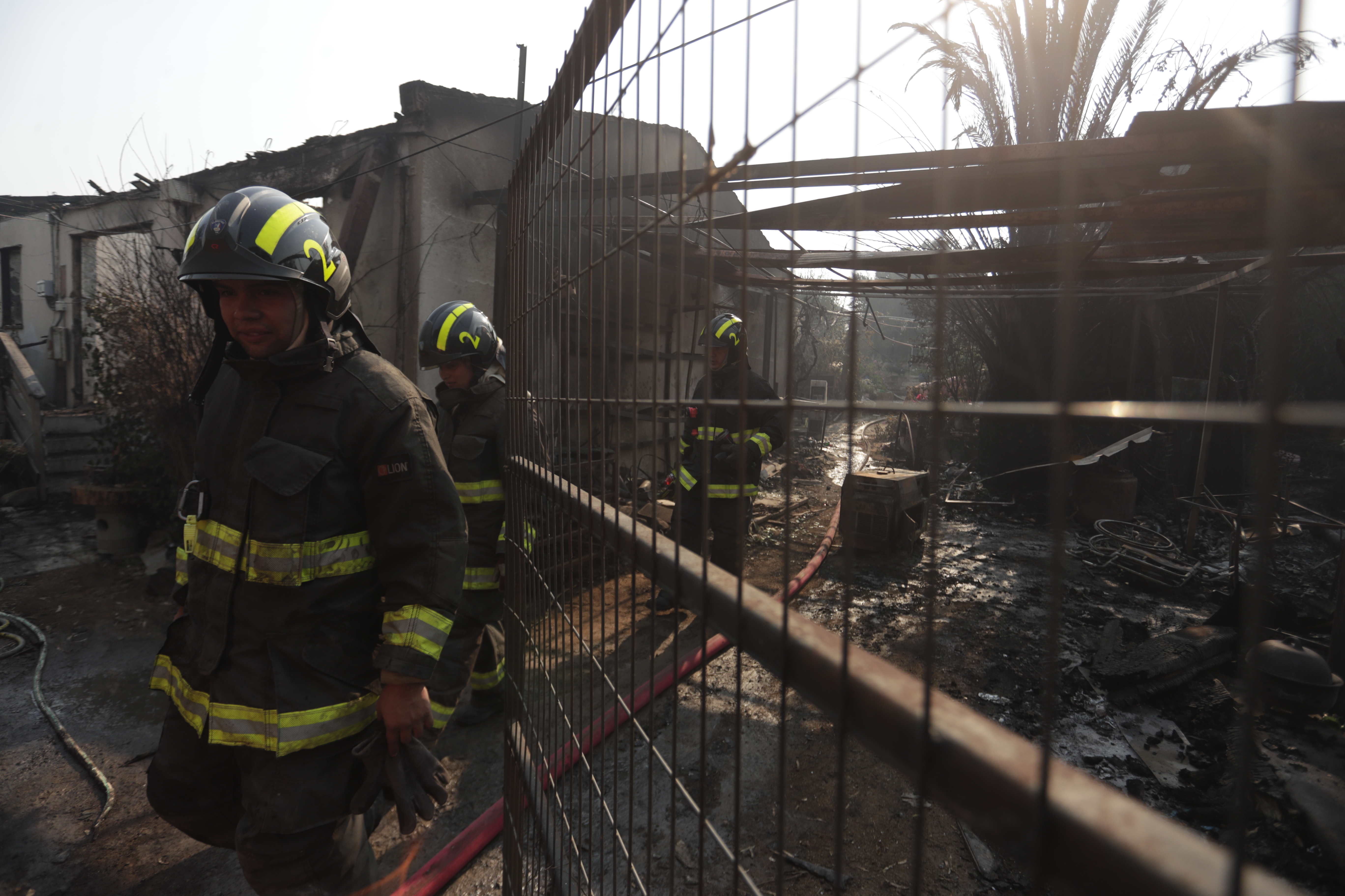 Chile declara estado de excepción por incendios forestales; van 19 muertos