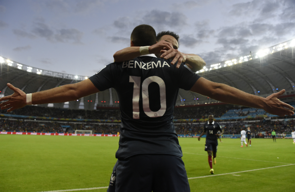 Francia derrotó 3-0 a Honduras en el segundo partido del Grupo E
