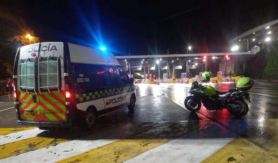 Explosión en la vía Villavicencio-Bogotá provocó el cierre en el peaje de Pipiral
