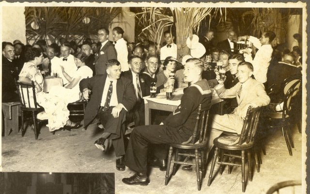 Aunque hasta ahora se ha conocido documentación que habla de la llegada de inmigrantes alemanes (algunos de ellos militares) tras la derrota militar de Hitler, en 1945, poco se ha reseñado sobre la cordial relación diplomática y comercial que sostenían Alemania y Colombia antes del inicio de la Segunda Guerra Mundial, en 1939.