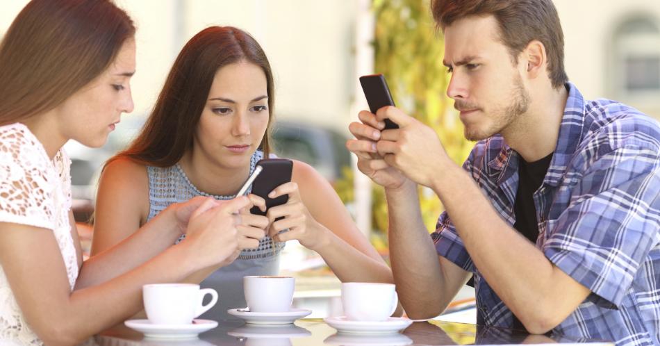 ¿Mundo virtual Vs. mundo real?