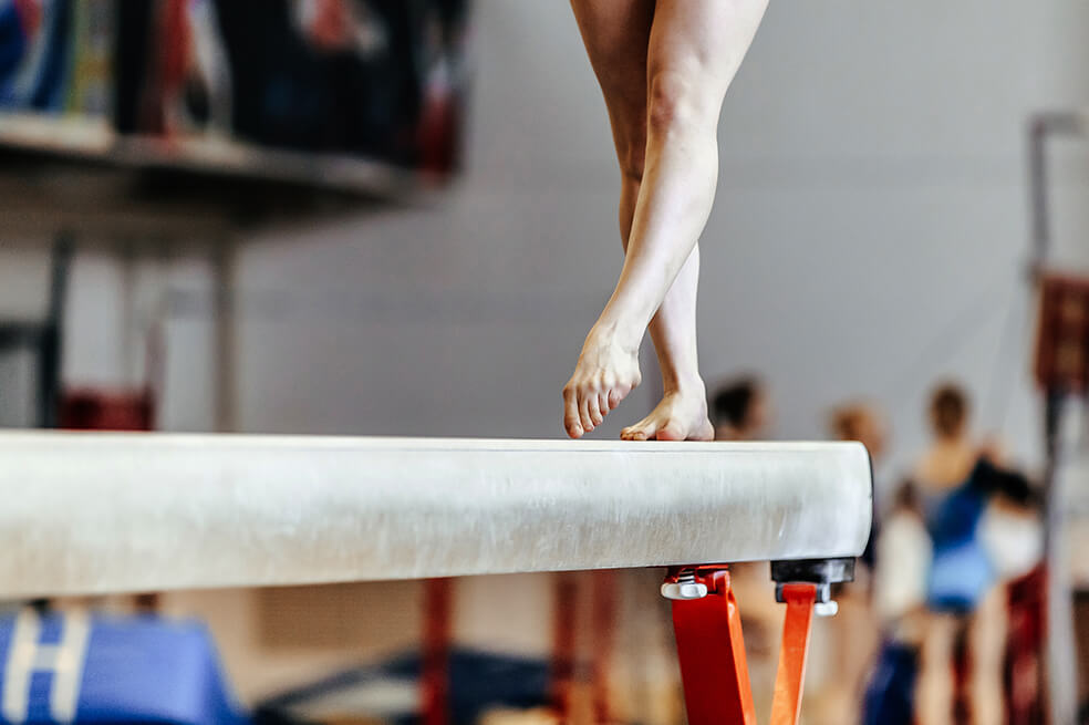 Federación de Gimnasia de EEUU ofrece 215 millones de dólares a víctimas de abuso sexual