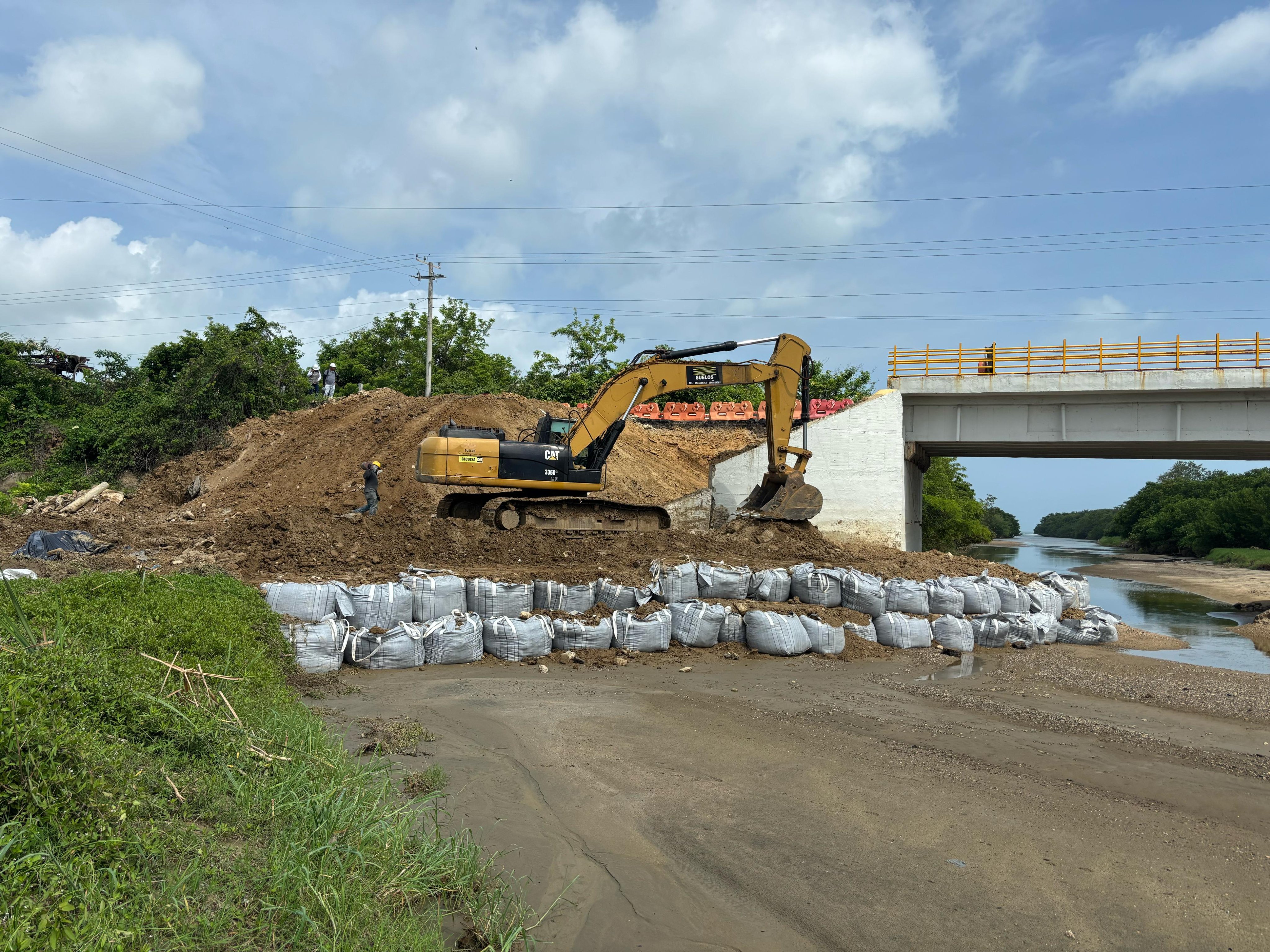 Así avanza la recuperación del puente Juan de Acosta en vía Barranquilla-Cartagena