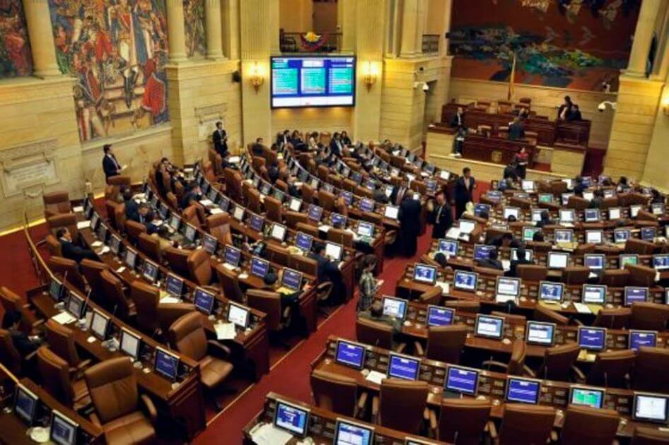 Hundido proyecto de ley que eliminaba beneficio de casa por cárcel para corruptos