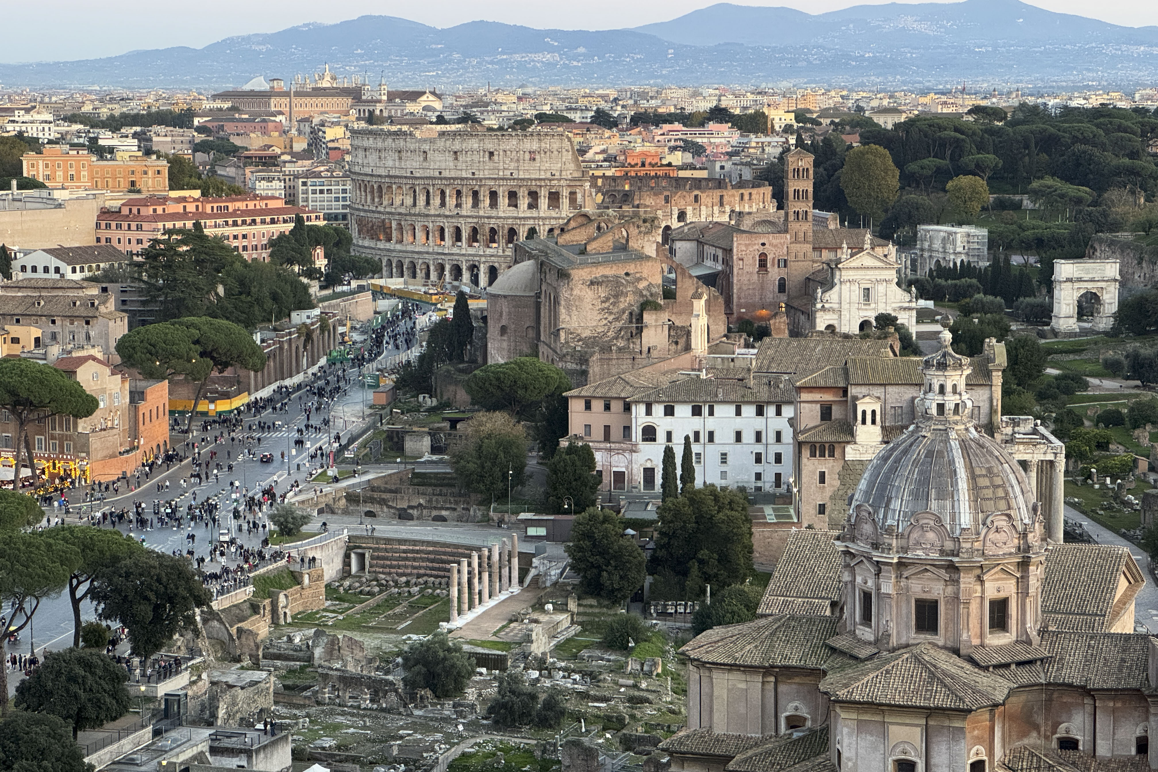 Un evento de Airbnb en el Coliseo indigna a algunos romanos