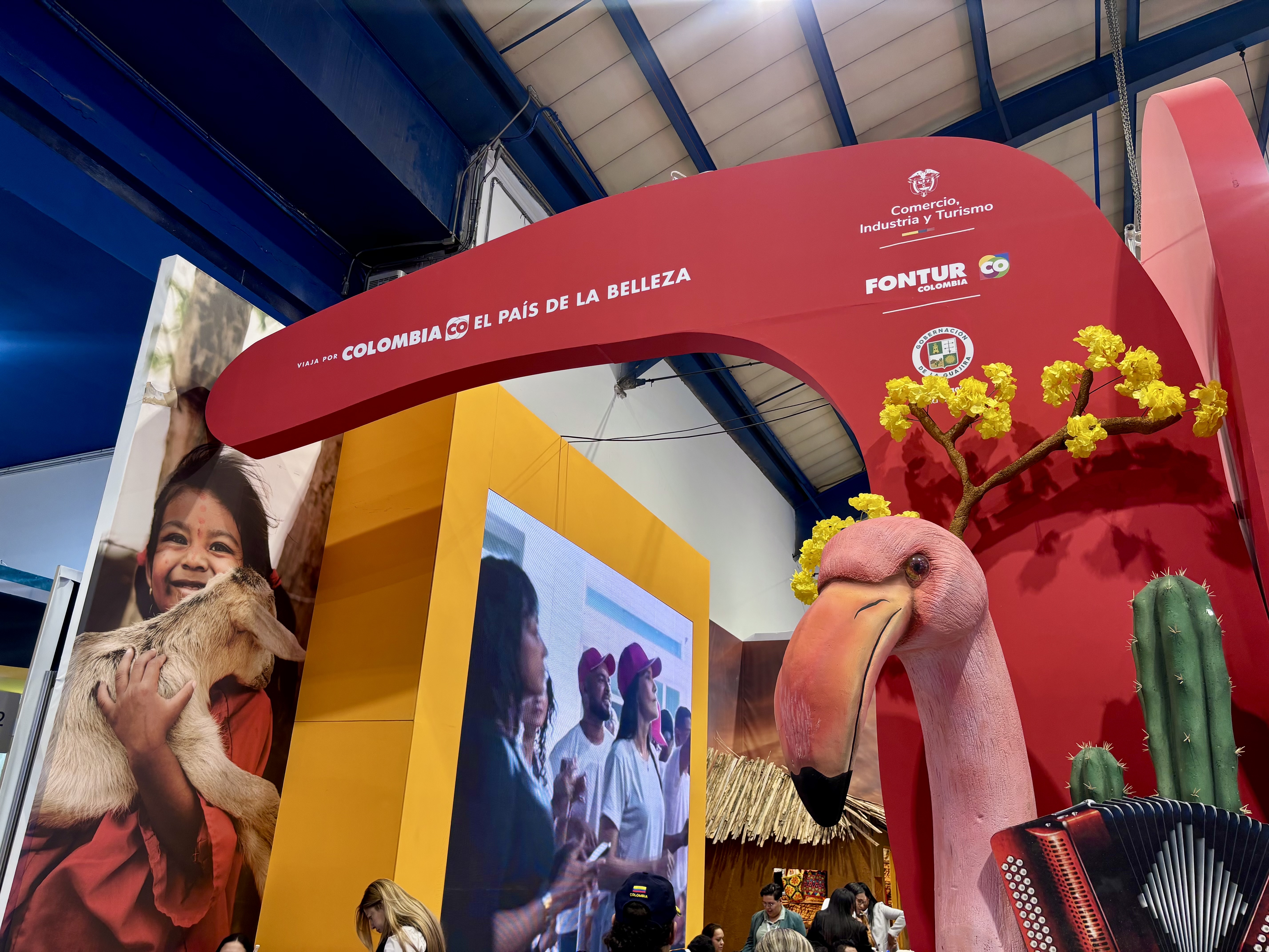 "Stand de La Guajira en la Vitrina Turística de Anato 2025".