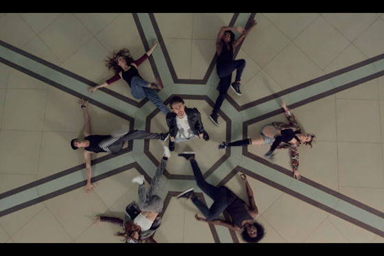 Imagen de "Baila" de Esteman.