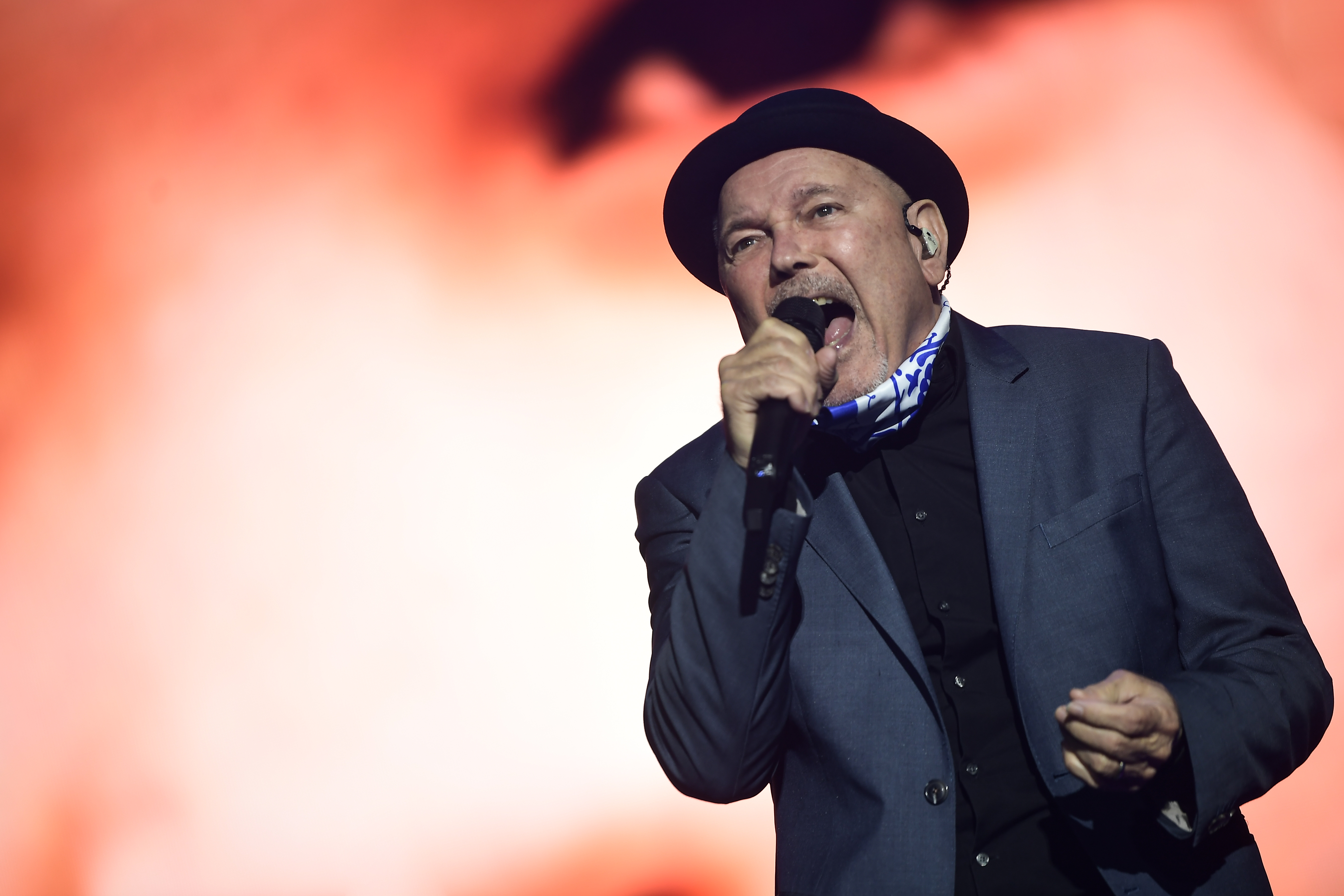 Cantante panameño durante su presentación en el Festival Cordillera 2025
