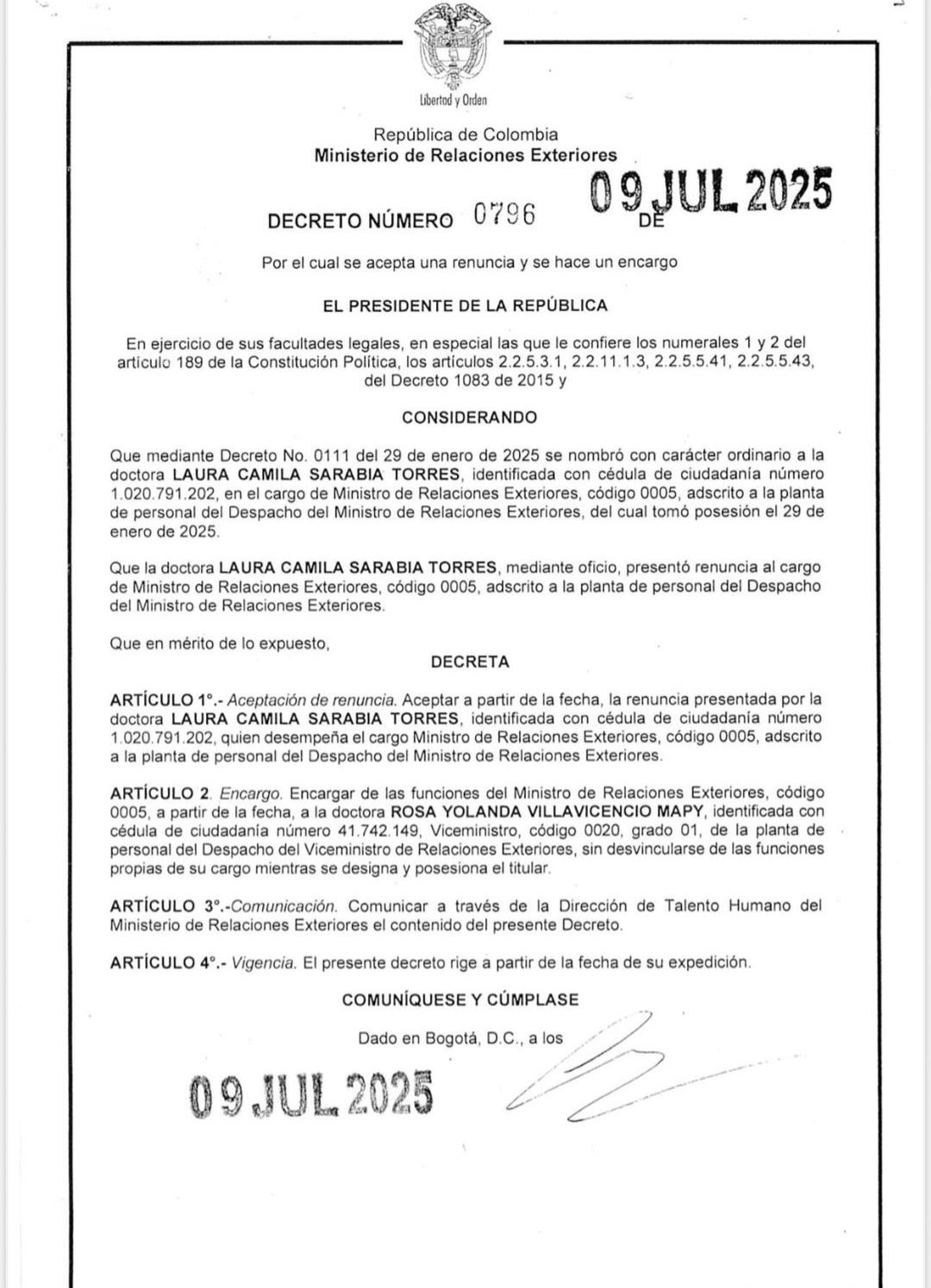 Este es el decreto que oficializa salida de Sarabia y encarga a Villavicencio como canciller.