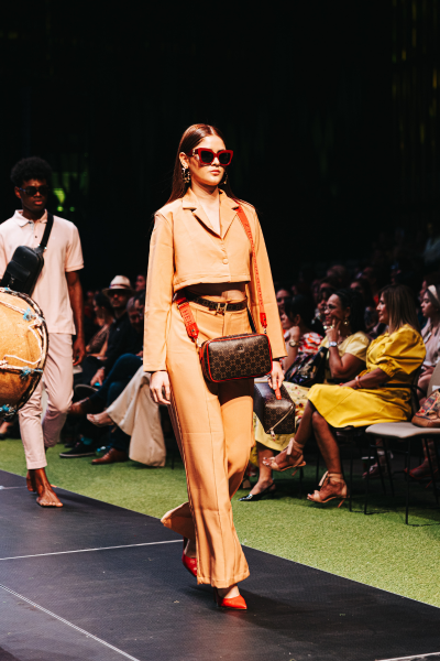 Mario Hernández inauguró el Santander Fashion Week con El Camino