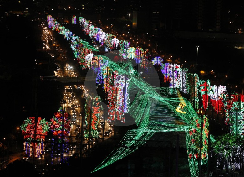 ¿Hasta cuándo estarán encendidos los alumbrados de Medellín en 2025?