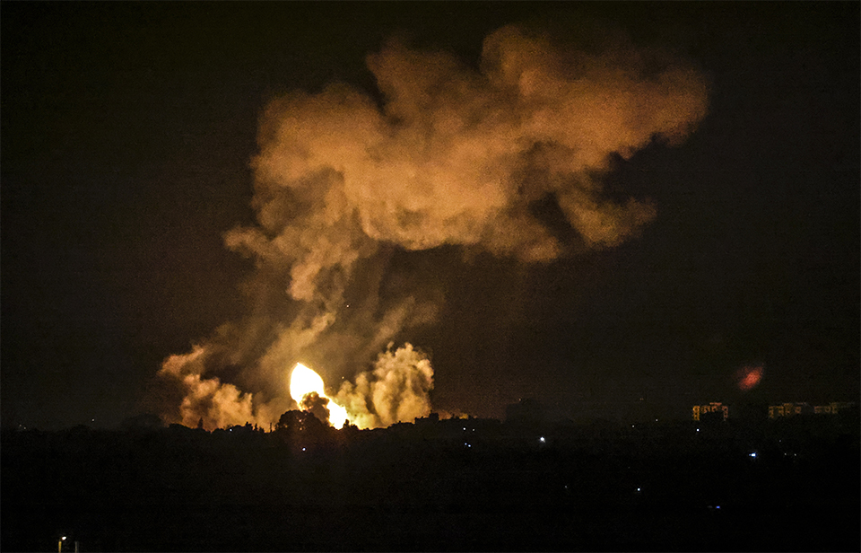 Israel bombardea Gaza en respuesta a un lanzamiento de cohetes desde Palestina