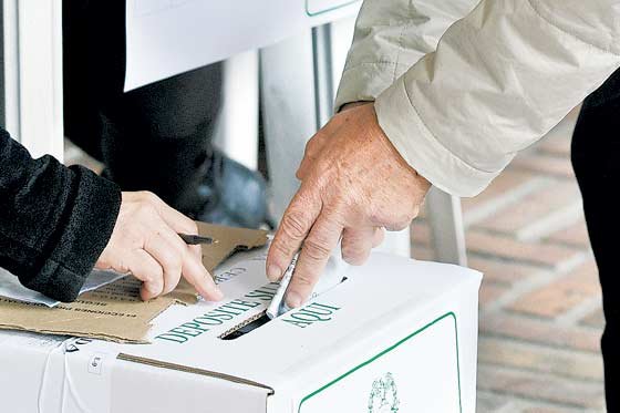 Fiscalía investiga presunta filtración de resultados electorales en consulados