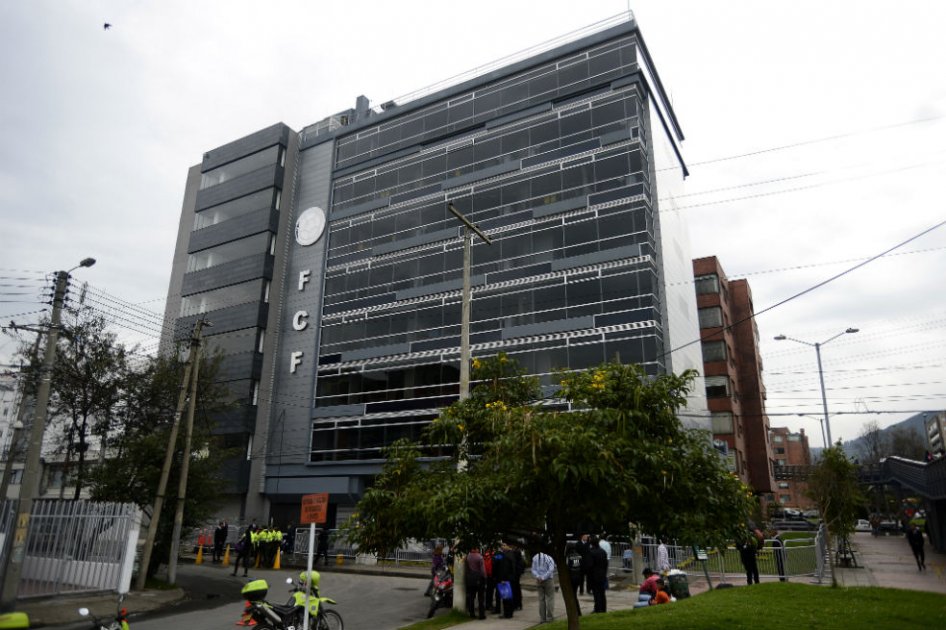 Presidente de la FIFA inaugura edificio de la Federación Colombiana de Fútbol